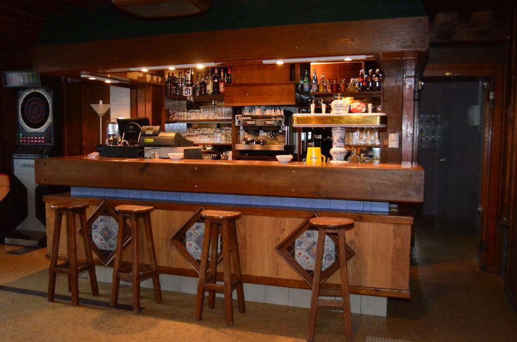 Hotel Auberge Du Lac Marcilly-sur-Tille Esterno foto